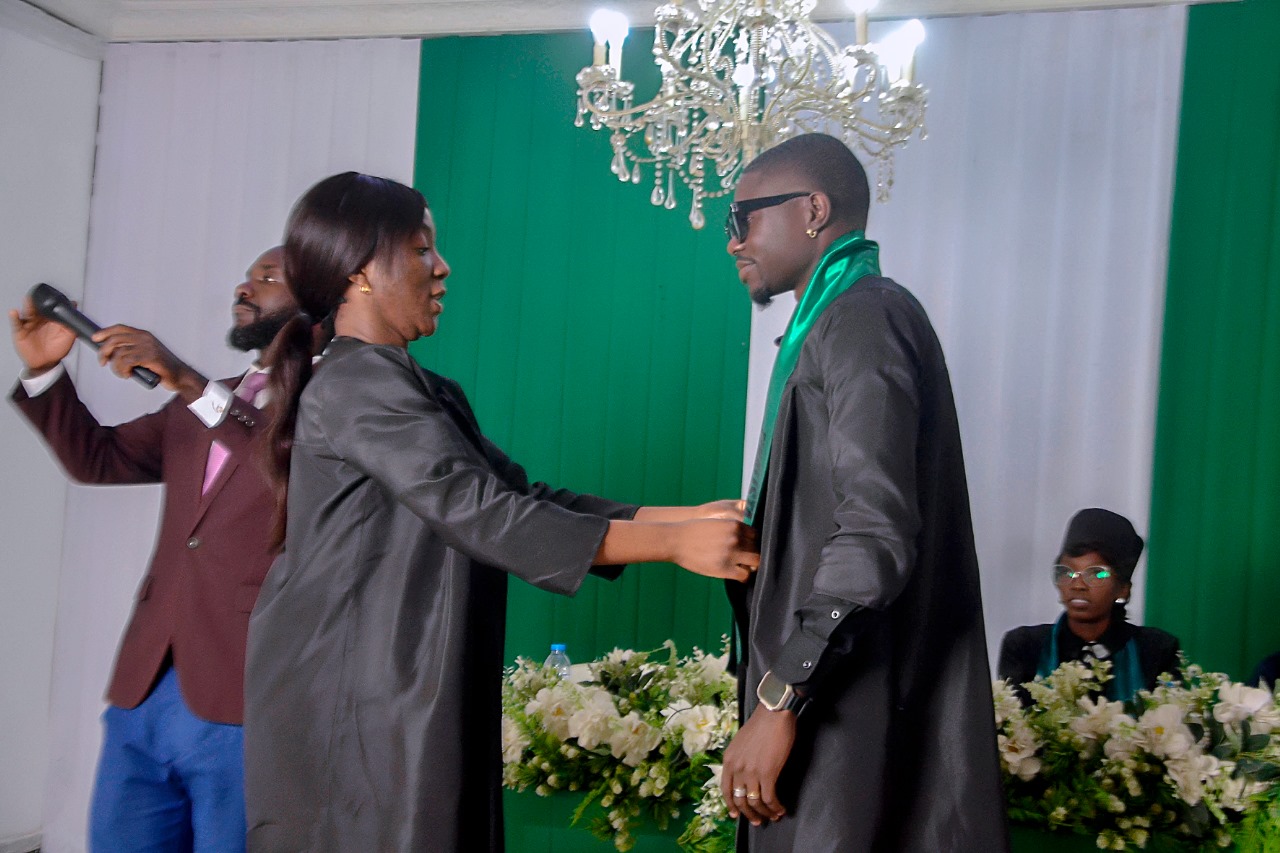 Imagem institucional 047