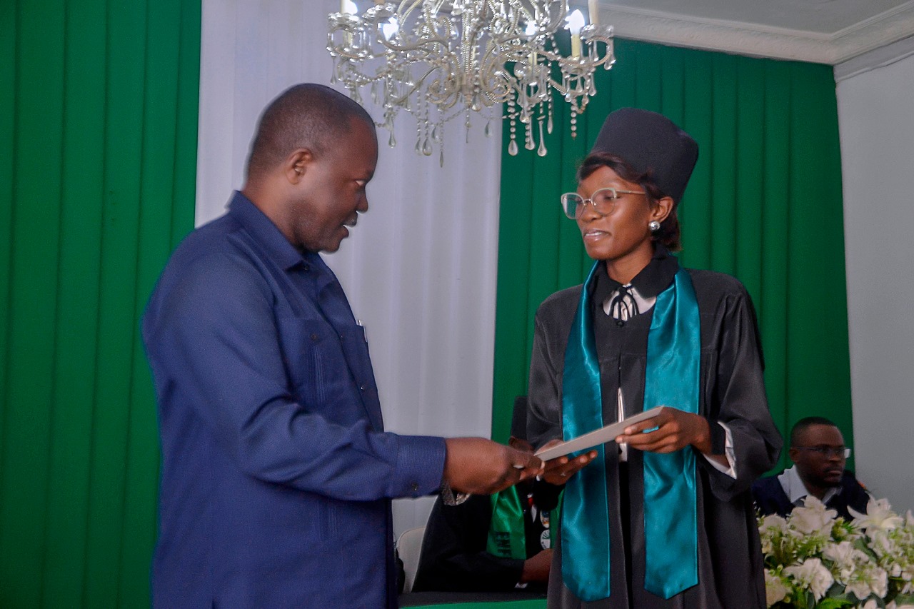 Imagem institucional 063