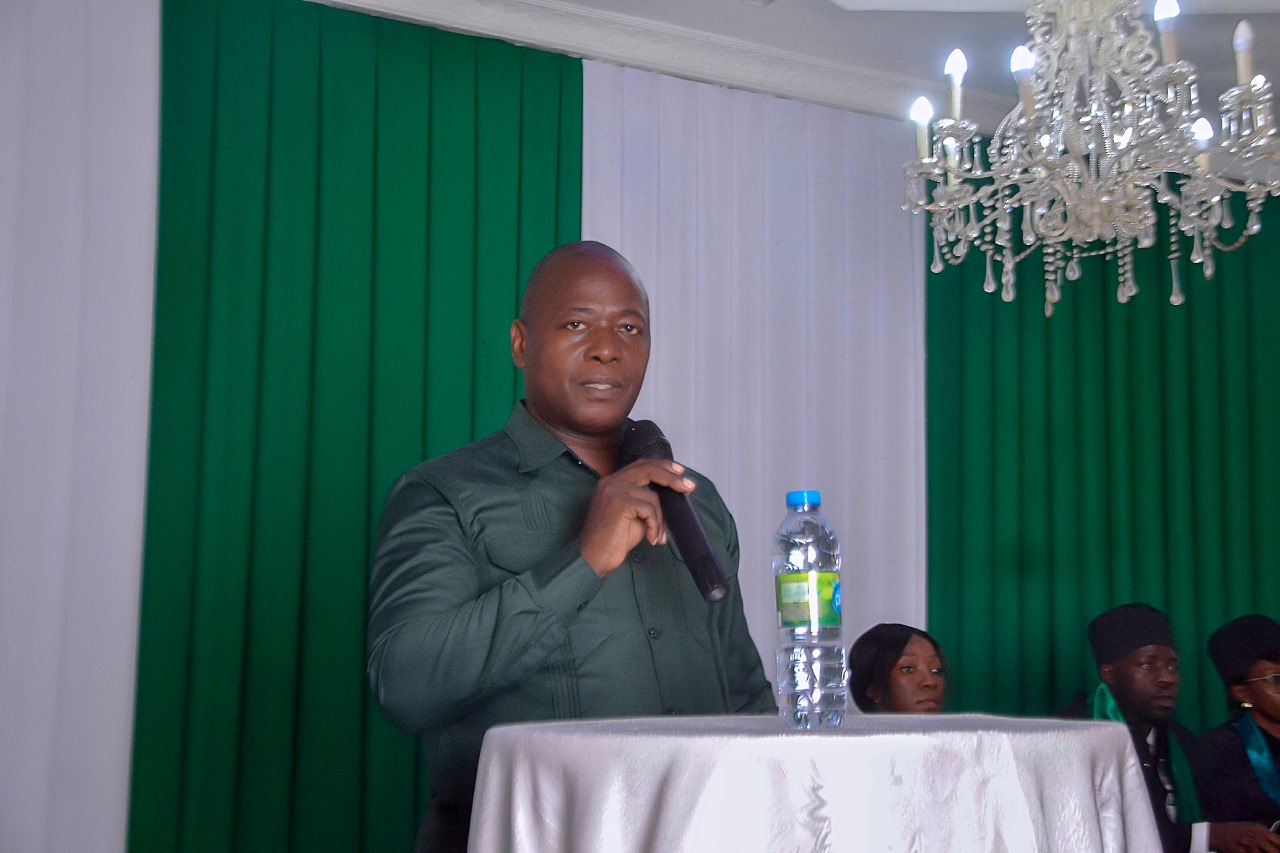 Imagem institucional 083